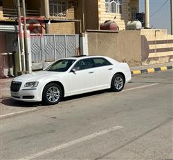 كرايسلر 300